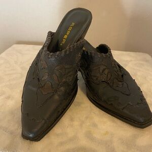 Roper Women's Dark Brown Leather Clogs